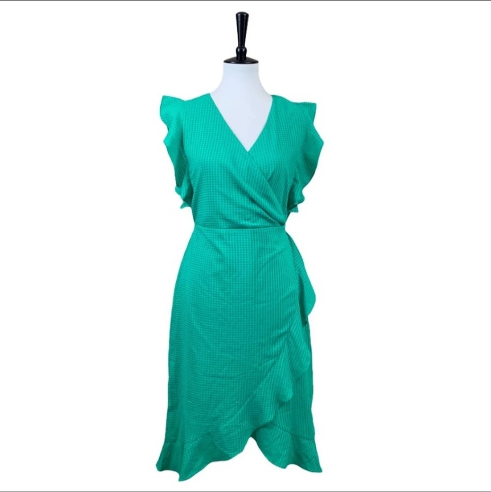 NEW W TAGS! Green Ruffled Wrap Dress XXL